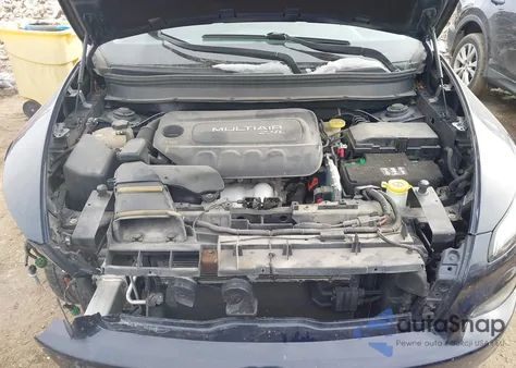 2014 Jeep Cherokee Sport из США, поврежденный, VIN 1C4PJLABXEW318659